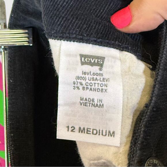 Levi's Black Flare Wide Leg Corduroy Jeans. Size 12 Medium. Excellent condition! - Picture 6 of 7